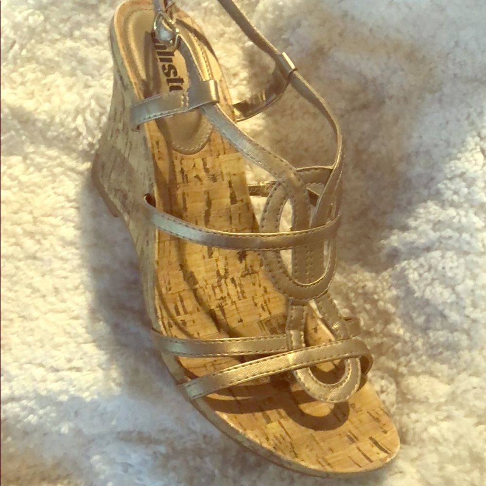 Wedge sandals